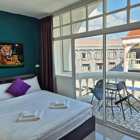 Hotel Dorothys Pattaya Esterno foto