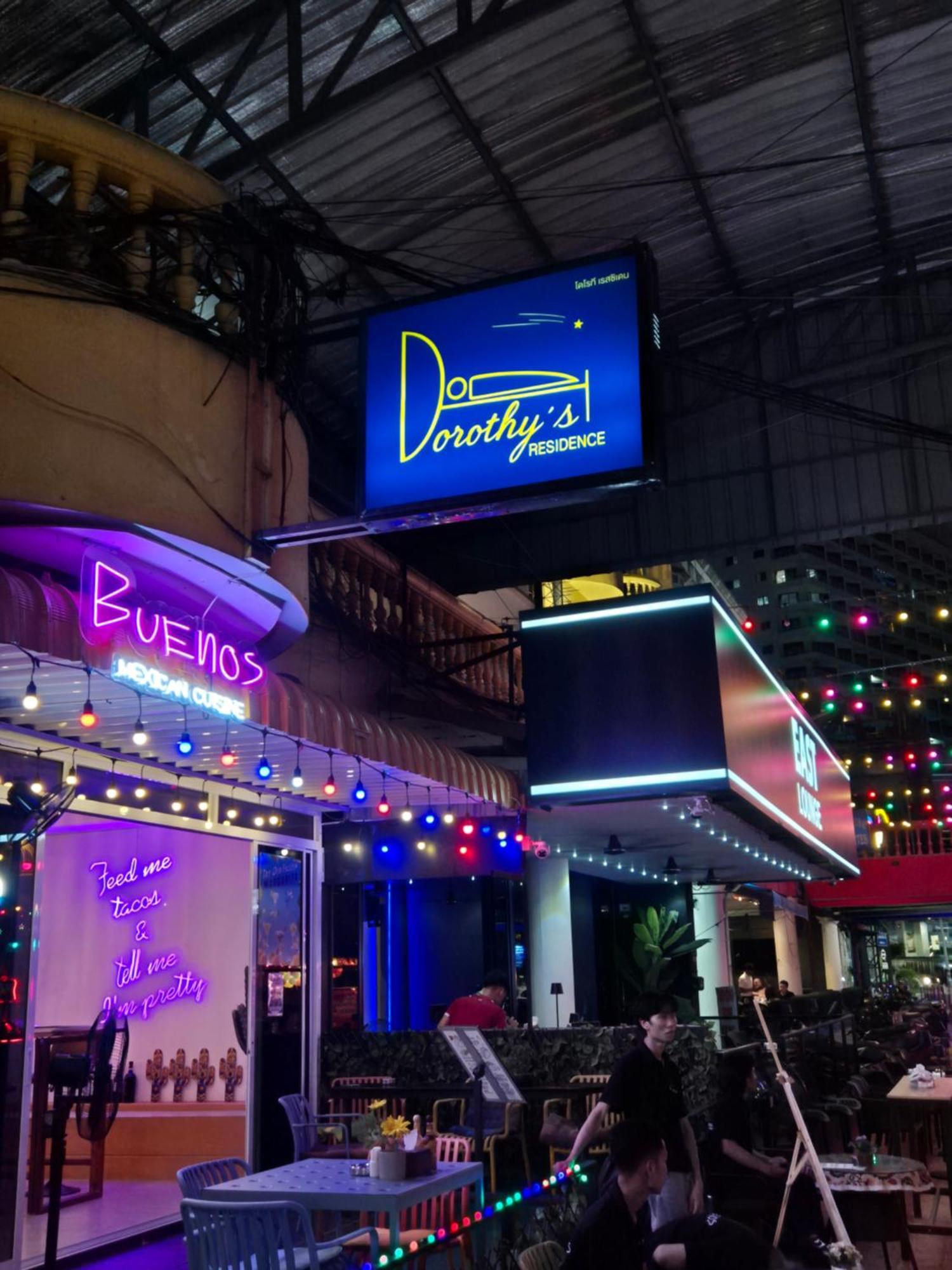 Hotel Dorothys Pattaya Esterno foto
